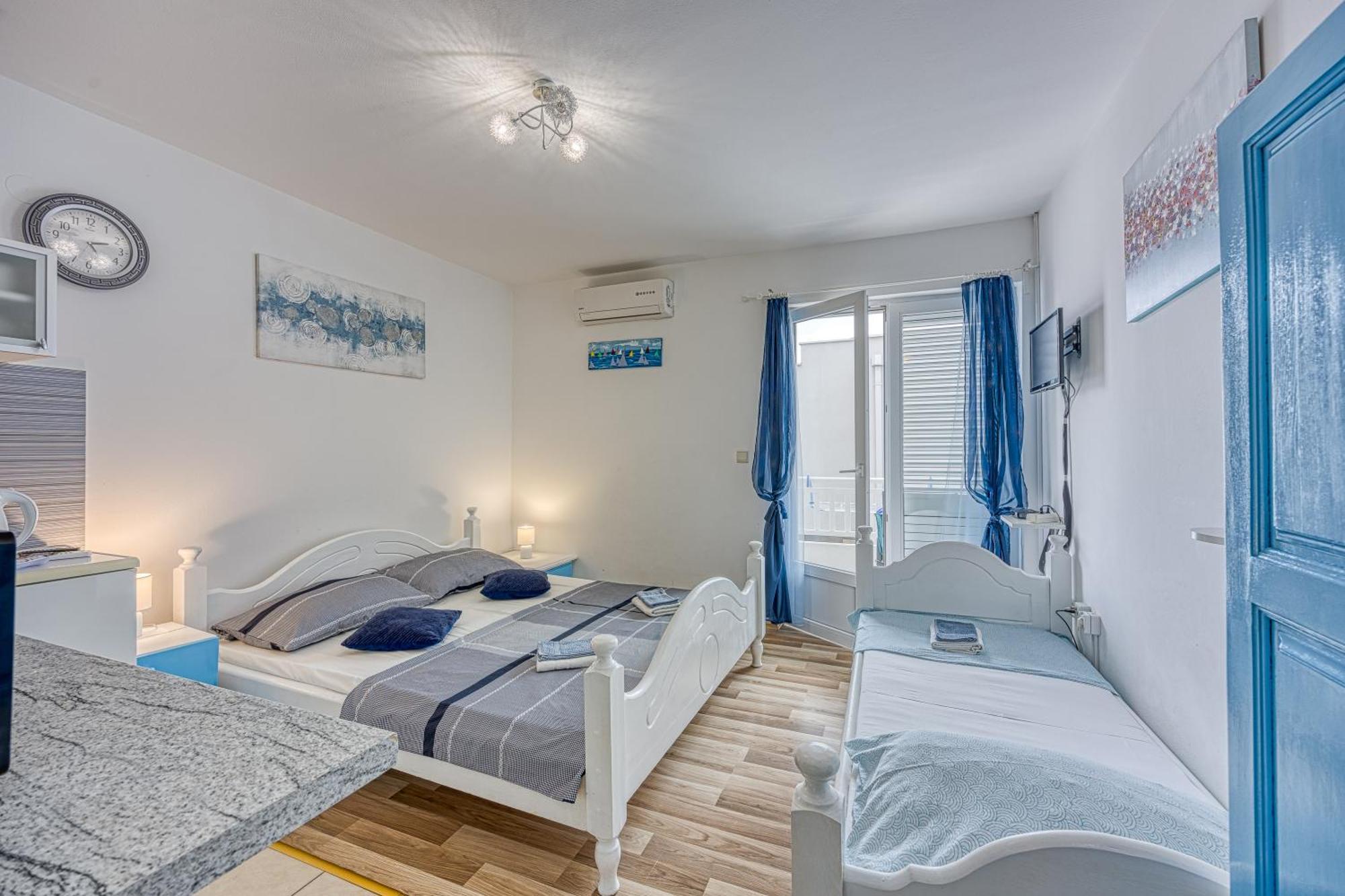 Studio Apartmani Ivanda มาคาร์สกา ภายนอก รูปภาพ