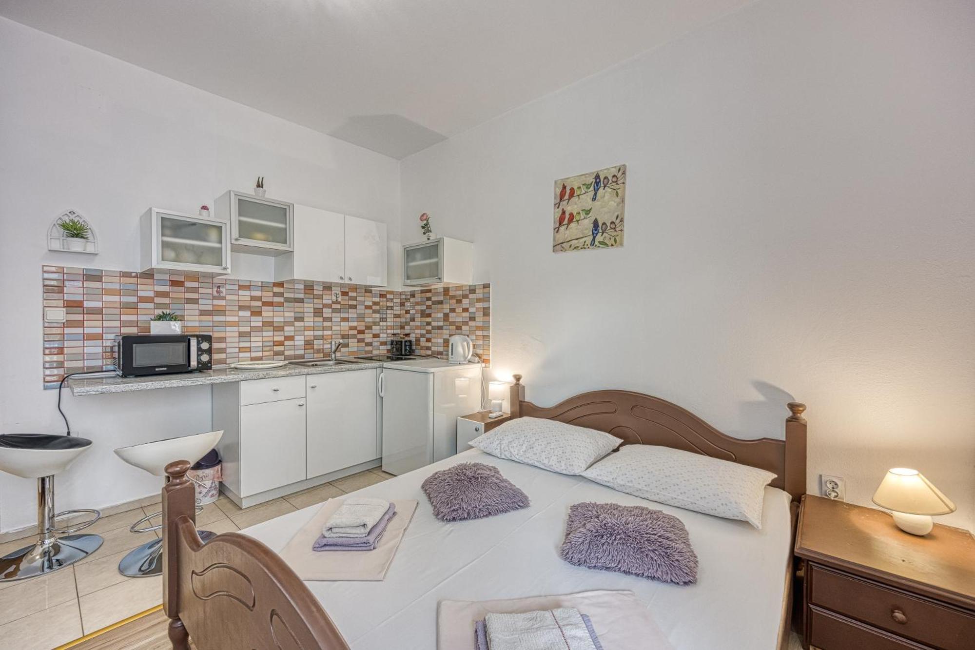 Studio Apartmani Ivanda มาคาร์สกา ภายนอก รูปภาพ