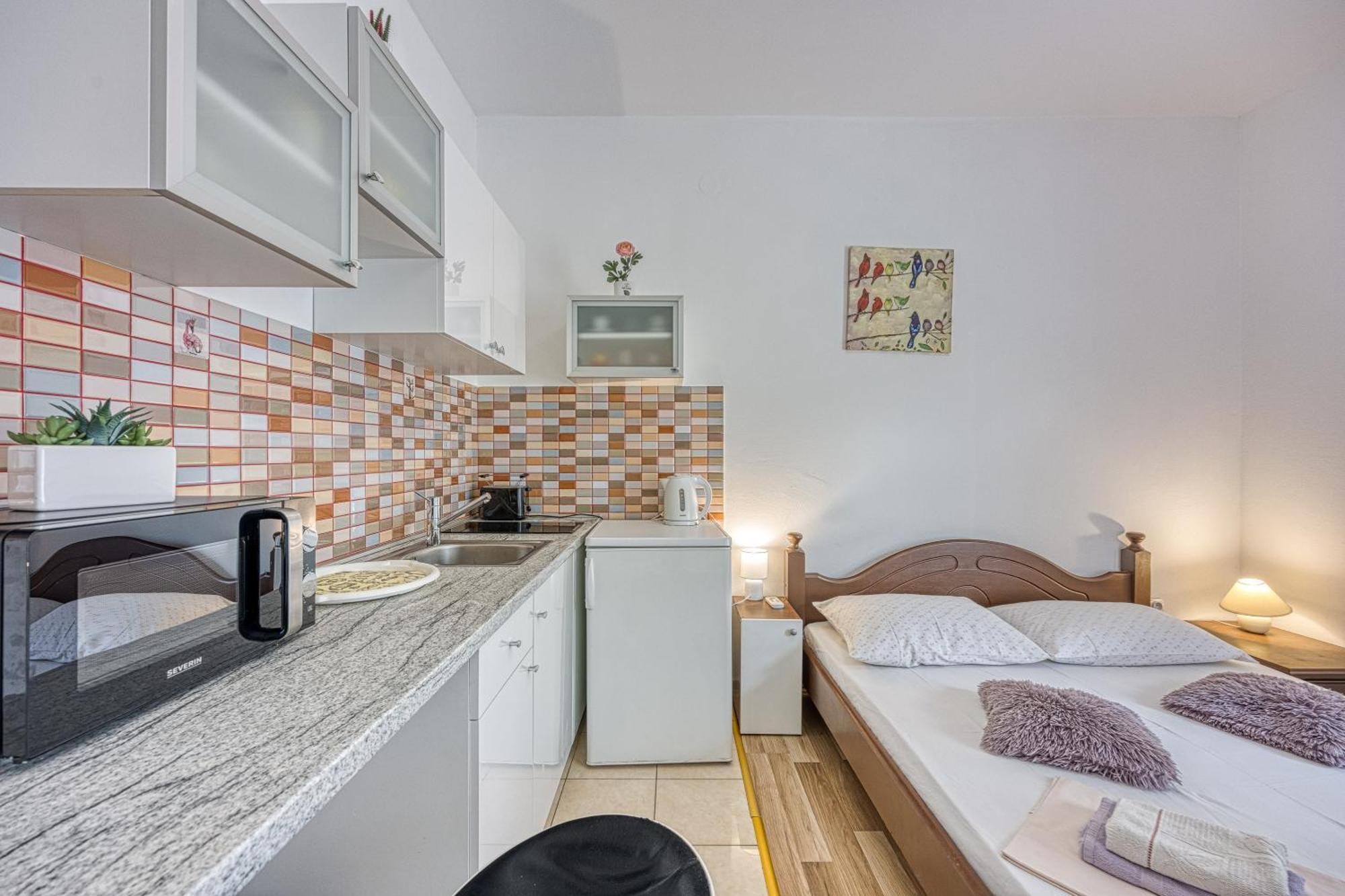 Studio Apartmani Ivanda มาคาร์สกา ภายนอก รูปภาพ